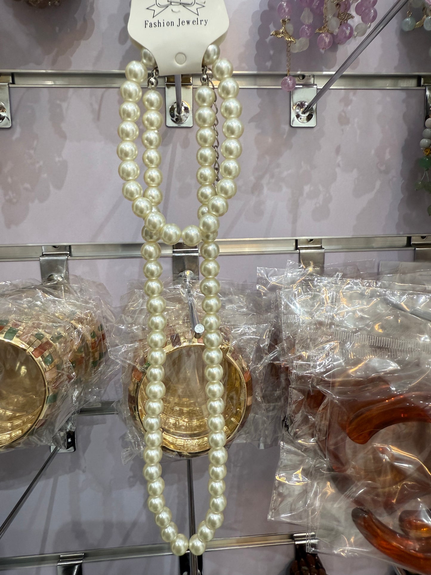 N000099 (Necklace + Bracelet) Medium Cream