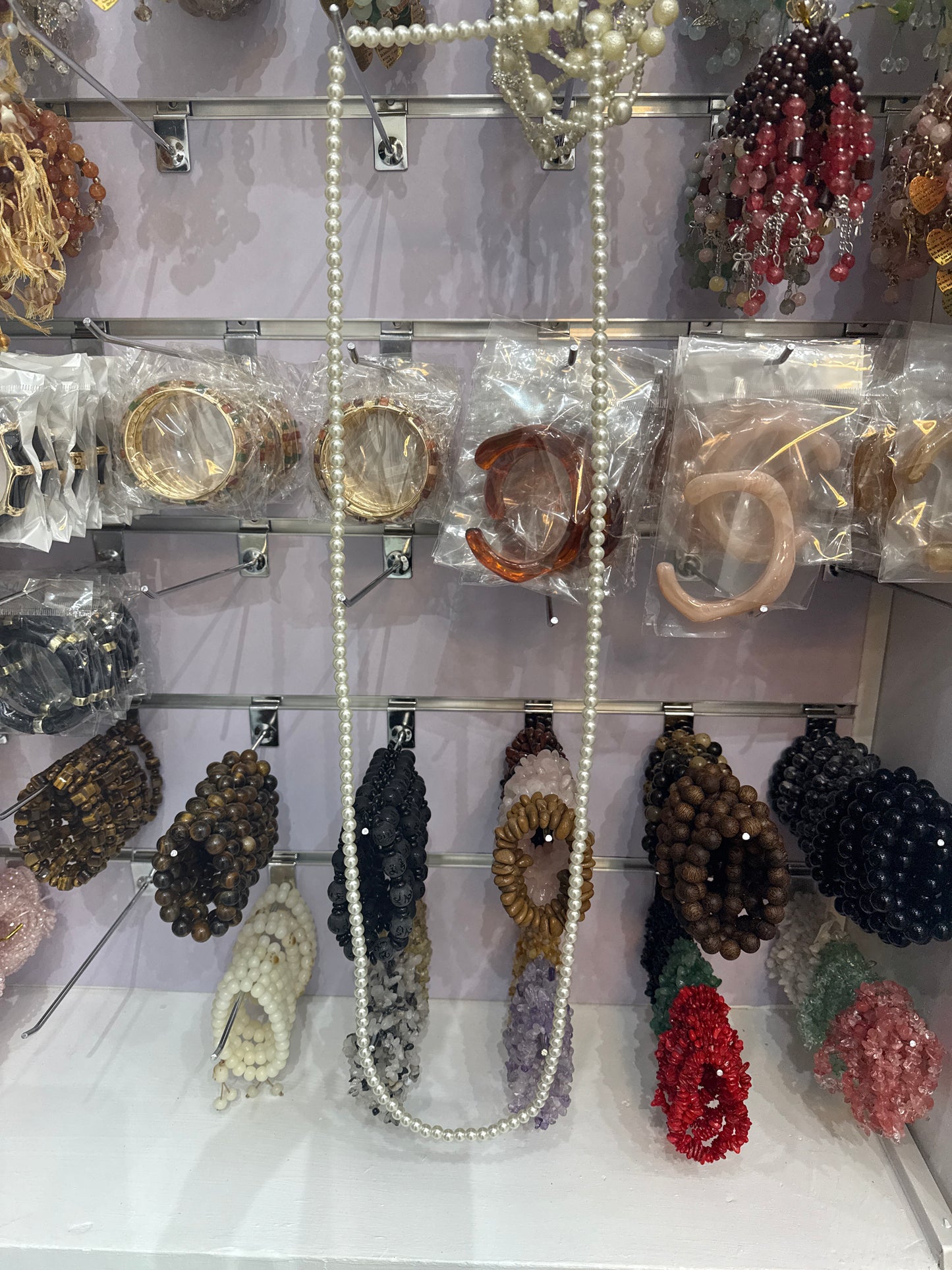 N000102 (One necklace)