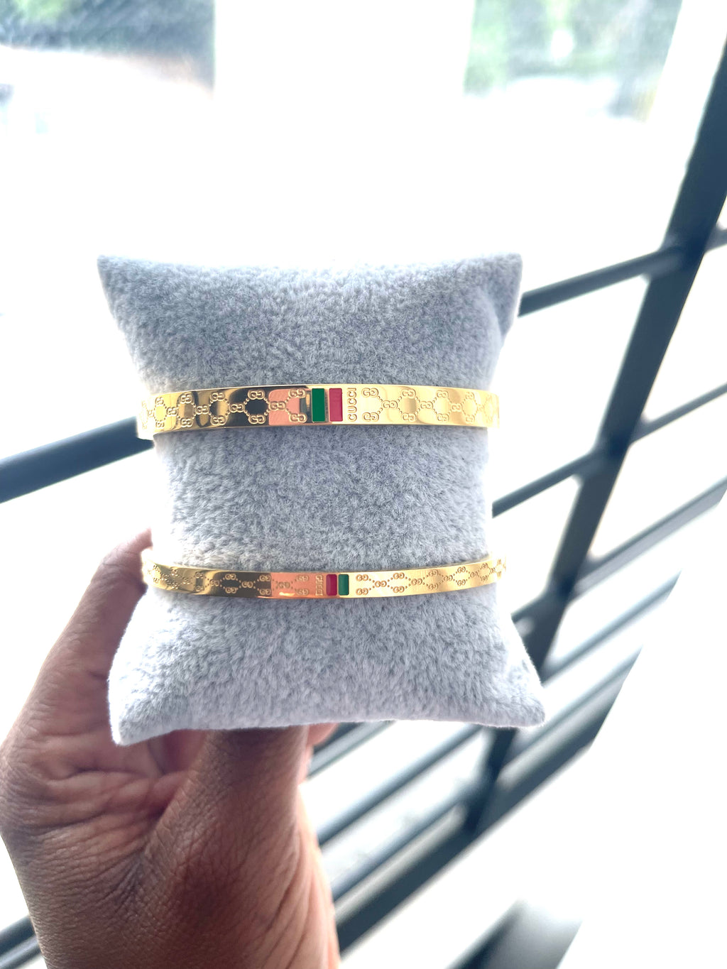 B000702 (Gucci inspired bracelet)