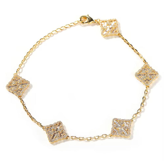 B000819 (Bracelet)