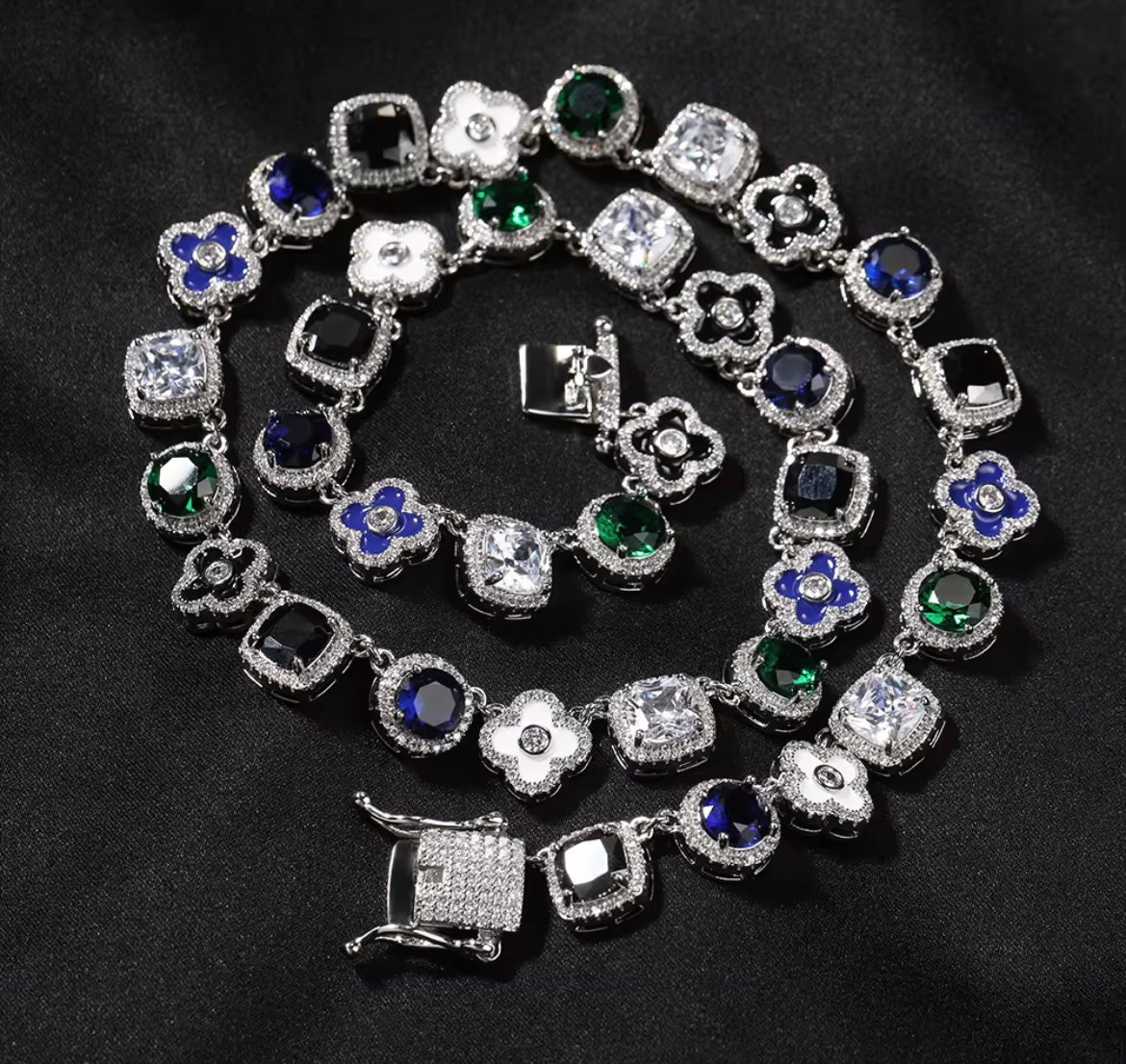 N000901 - Necklace 18”