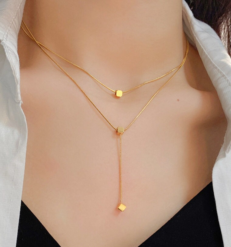 N000615 (necklace + pendant)
